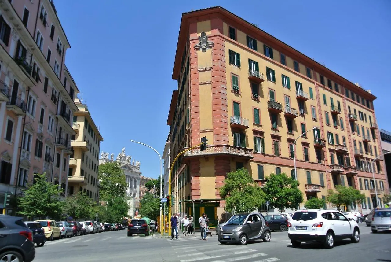 Beautiful Apartment In San Giovanni Close To Colosseo Rome Italy